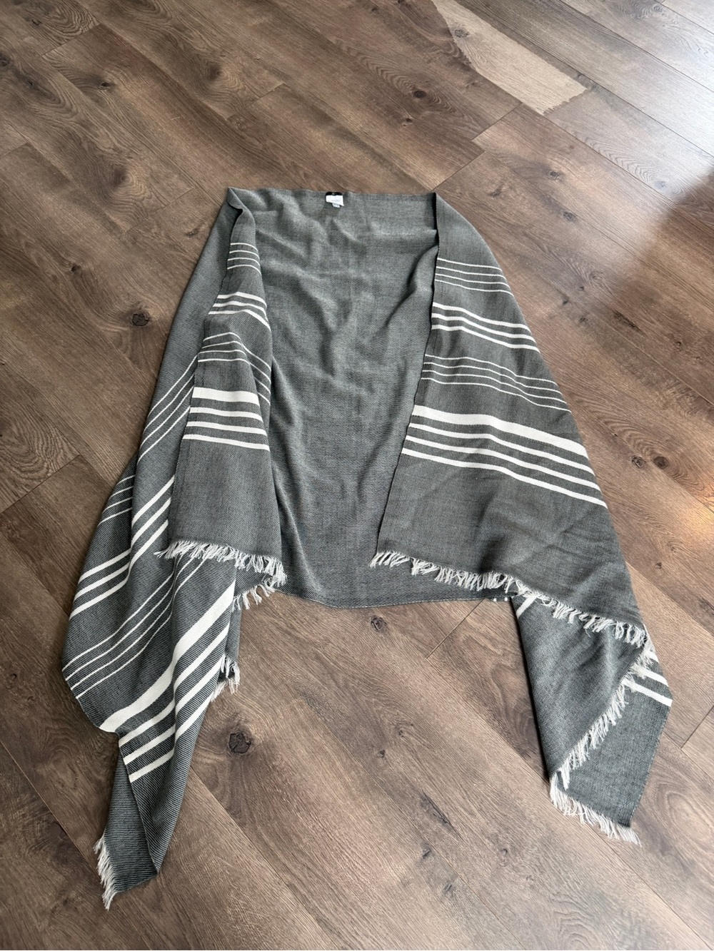 JStriped Gray Fringe Wrap Shawl